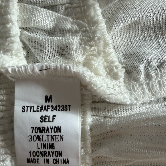 Beachy Linen blend creamy white halter style bodycon summer crop top - Picture 9 of 11